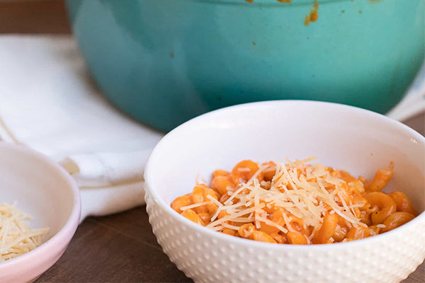Tomato Mac and Cheese from Sammy Approves
